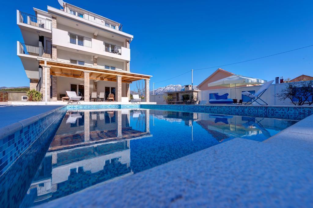 Villa Sandy Apartments Τίβατ Εξωτερικό φωτογραφία